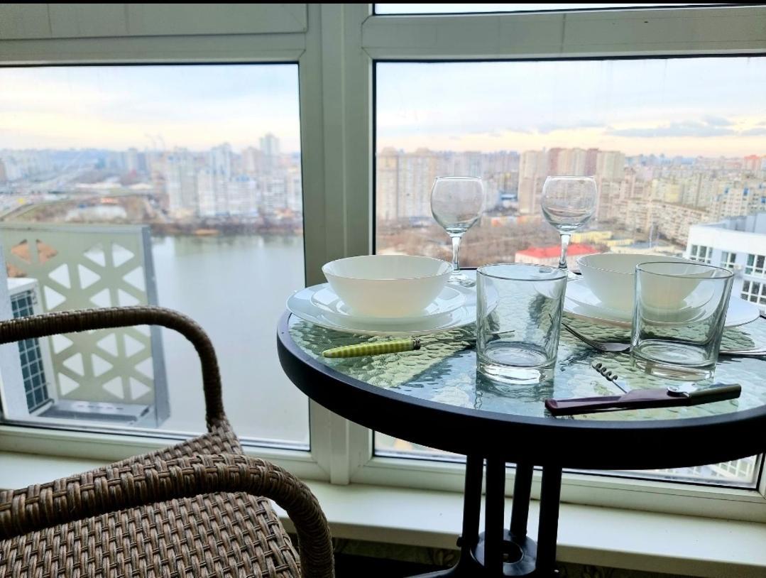 Your! Panoramic View Of The Lake! Kyiv Exterior foto